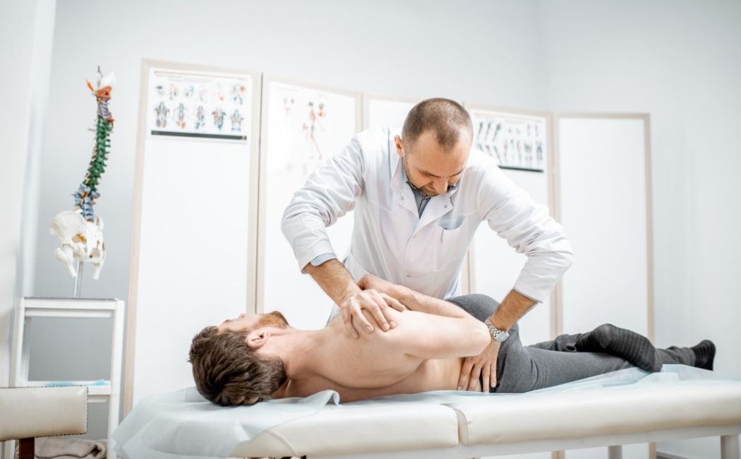 Osteopata, czym się zajmuje?