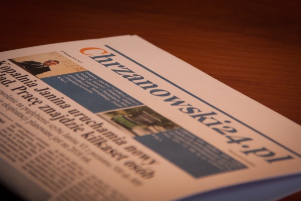 gazeta chrzanowski24.pl na biurku