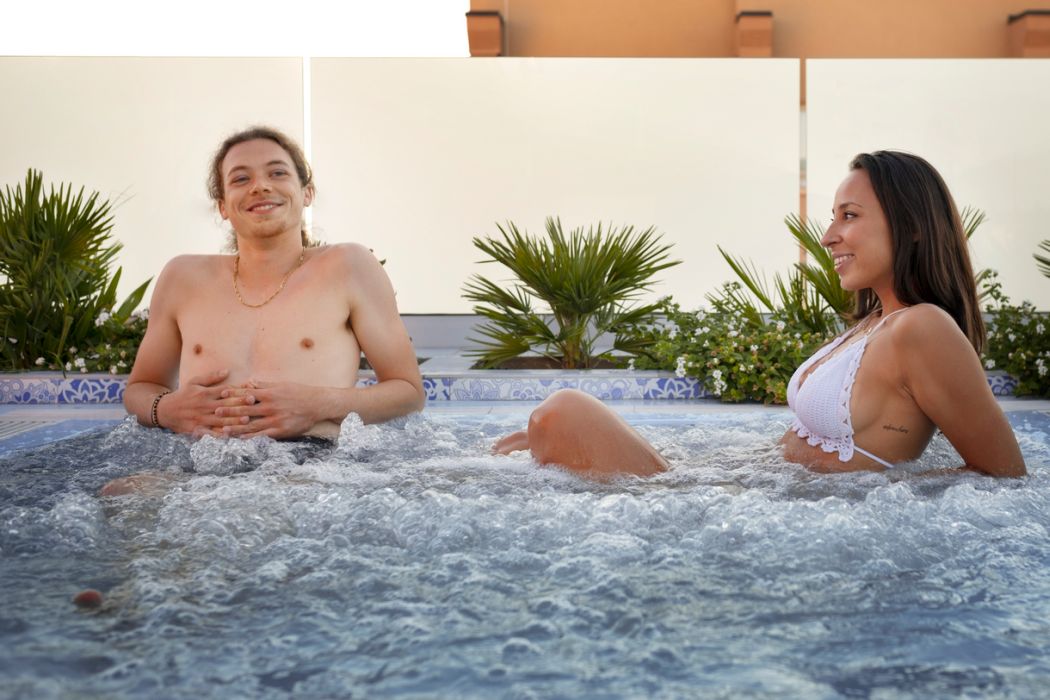 Jakie są najlepsze sposoby na zabezpieczenie jacuzzi ogrodowego w trakcie zimy?