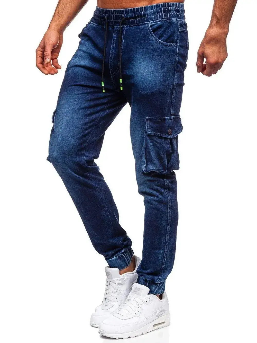granatowe jeansy