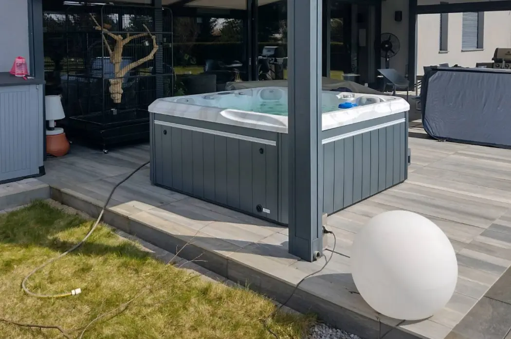 Jacuzzi  ogrodowy azyl dla ciała i ducha