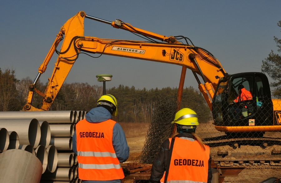 Ząbki co właściwie robi geodeta na placu budowy?