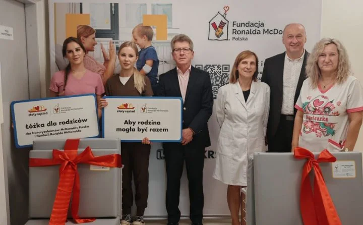 Obraz do artykułu: Szpital w Chrzanowie z nowymi łóżkami dla rodziców dzieci na oddziale pediatrycznym