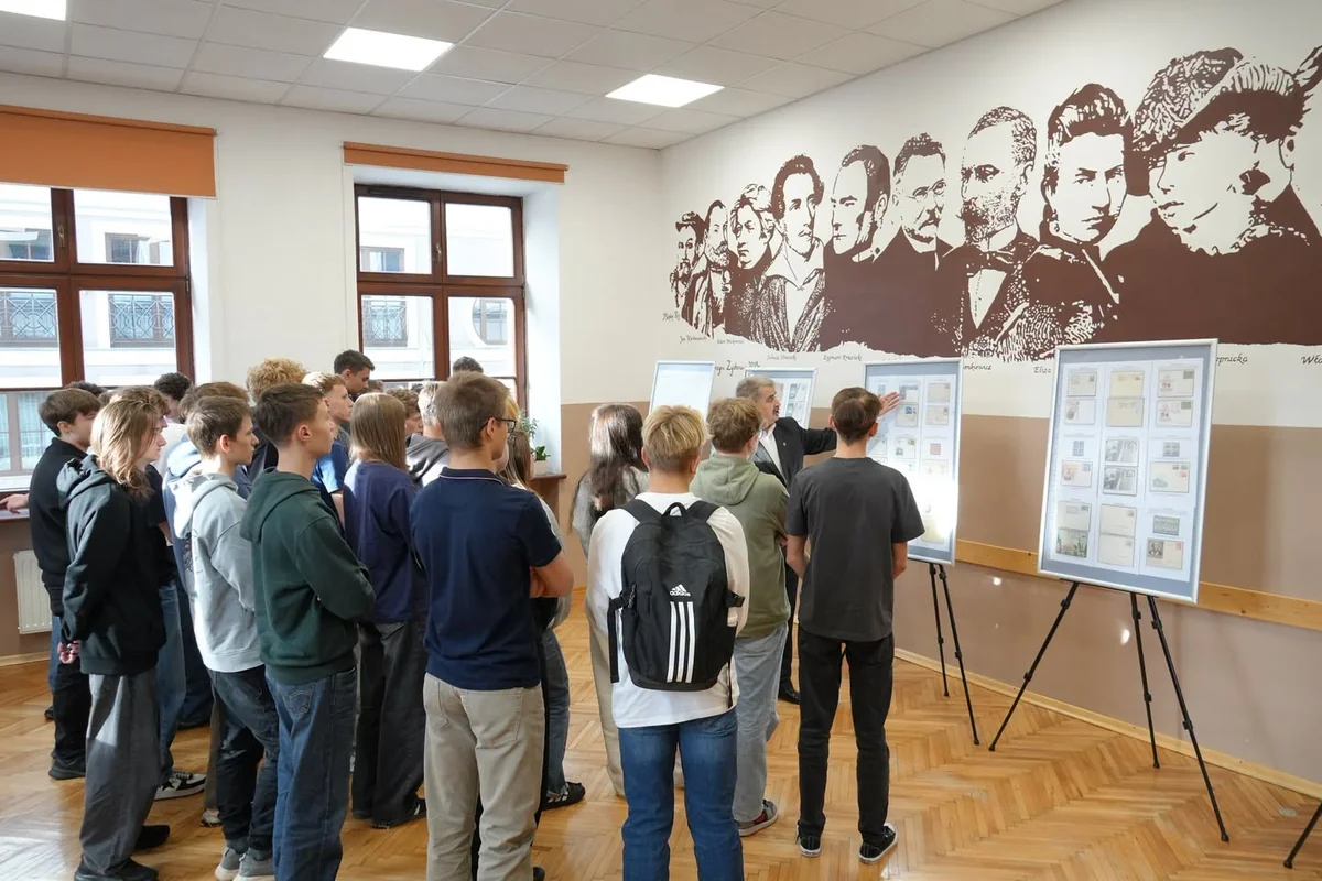 Filatelistyka opowiedziała historię Staszica i polskiego górnictwa