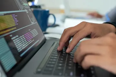 Jak wybrać najlepszy kurs do nauki programowania Python?