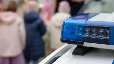 Przedszkolaki z Olszyn zajrzały do komendy i usiadły w radiowozie
