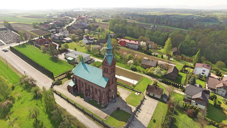 Piotrowice kościół parafialny