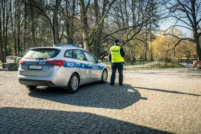 W lodówce w Trzebini ukrył pół kilograma narkotyków i sprzęt do ich porcjowania