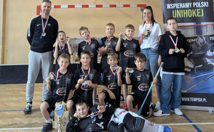 Obraz do artykułu: PUKS Trzebinia zmiotła rywali na Ogólnopolskim Turnieju Unihokeja Dzieci! Emocje, gole i wiwaty w SP3!
