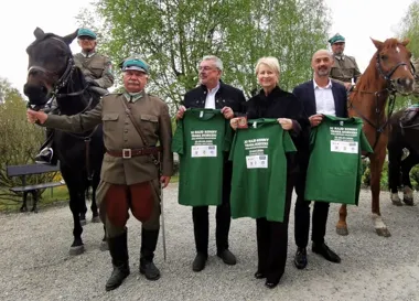 Rajd Pileckiego dotarł do Babic. Konni uczestnicy wrócili na historyczny szlak
