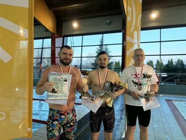 Nocna Otyliada w Trzebini - 55 chrzanowian przepłynęło 420,1 km razem