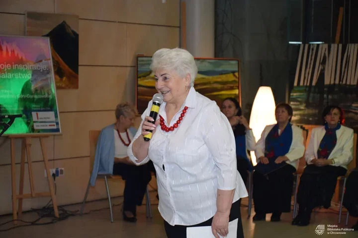 Kolędy z serca płynące - w bibliotece Chrzanowa śpiewali razem całe pokolenia