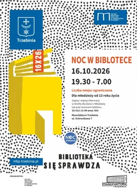 Biblioteka po zmroku w Trzebini. Manufaktura szykuje noc bez snu