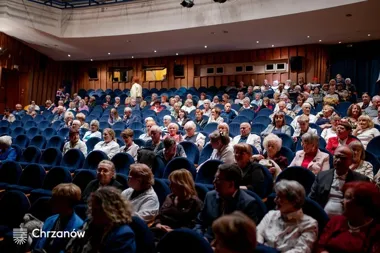 Jadwiga Dudek z medalem za zasługi dla Chrzanowa. Wyróżnienie wręczono podczas jubileuszu UTW
