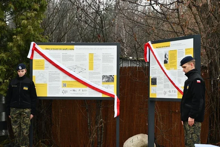 Tablice pamięci przy „za torami” - Trzebinia przypomina o niemieckim obozie pracy z 1942-1943
