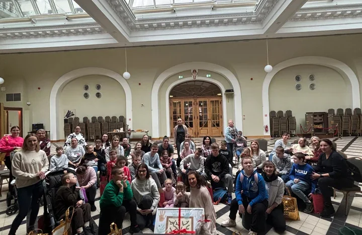 Podopieczni Harmonijki w Krakowie - zwiedzili Salon Ekonomiczny NBP i poczuli świąteczny nastrój na Rynku