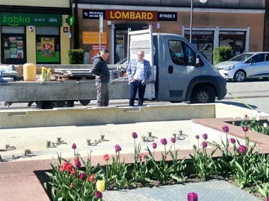 Fontanna na rynku wróci na majówkę. Naprawa już trwa