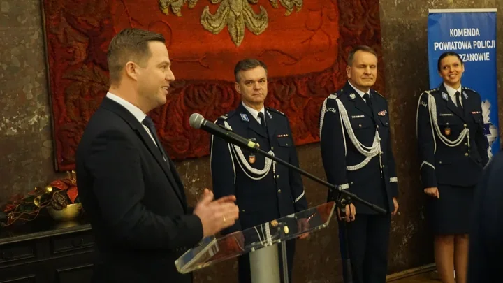 Pożegnanie komendantki w Chrzanowie - trzy dekady służby i zmiana na czele policji