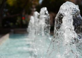 Kurtyna wodna – lato w mieście
